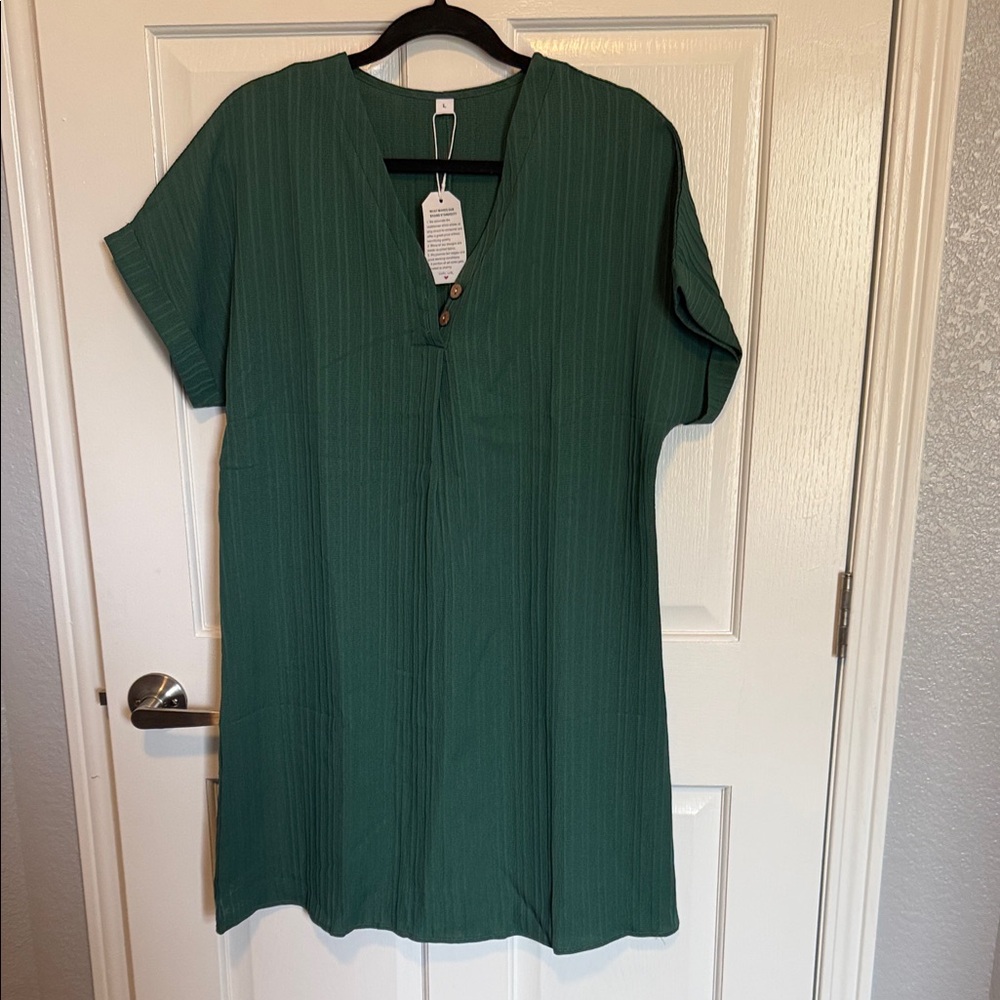 Women's Emerald Green Mini Dress with Button Detail
